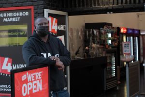 Fourteenth Street Market Gives Community Healthy Alternatives in Oakland