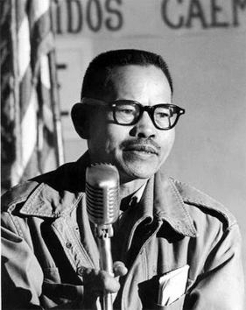 LARRY ITLIONG- Wikipedia-
