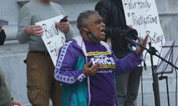 Melody Davis speaks at a demonstration before the Planning Commission meeting at Oakland City Hall on Jan. 19, 2022, at a rally opposing Oakland A’s owner John Fisher’s real estate and stadium development of Howard Terminal. Photo courtesy of Gene Hazzard.