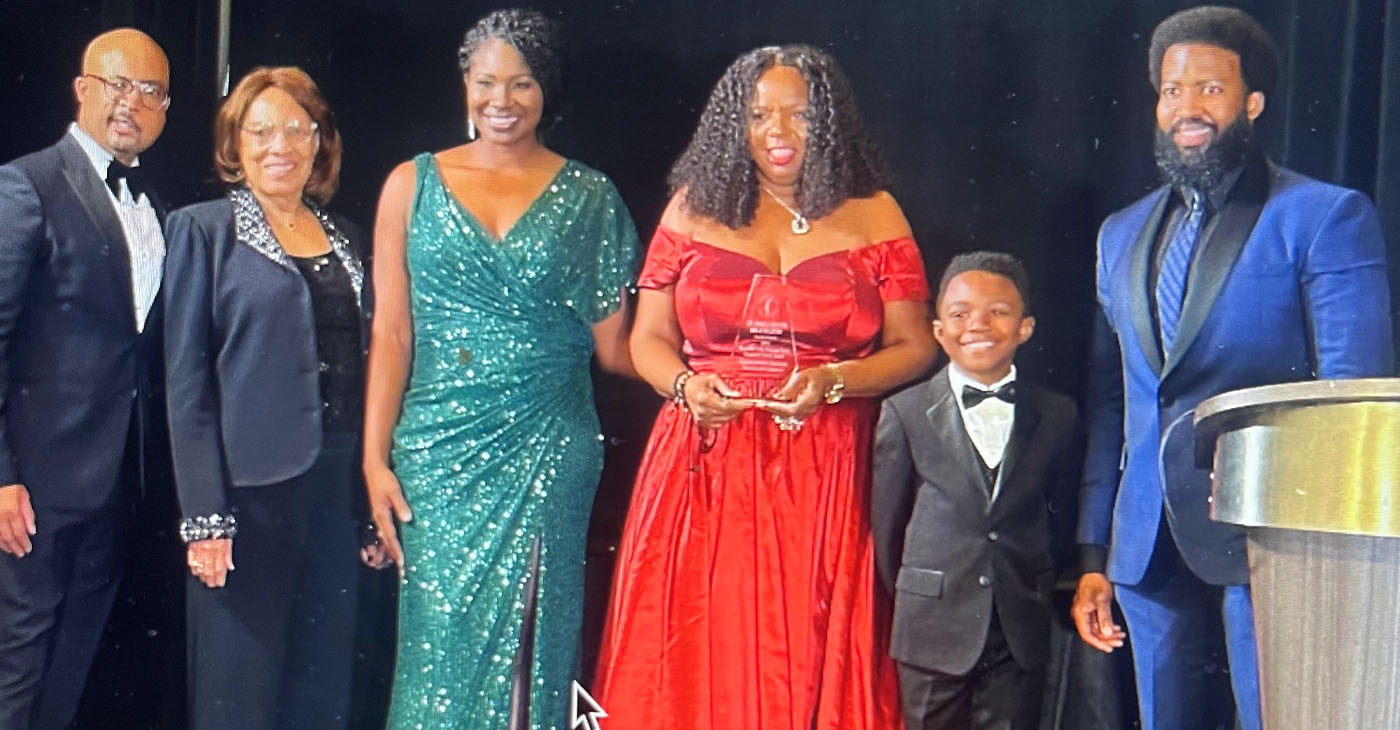 Left to right: Attorney Vince Brown, Vice President of CHBA; Anne Fredd, wife of Judge Benjamin Travis; Attorney Tamara C. Micheal, CHBA; Cathy D. Adams, President & CEO, Oakland African American Chamber of Commerce; Donovan Loud, nephew of Attorney Gordon Greenwood, Kazan, McClain, Satterly & Greenwood; Attorney Terrace Evans, Terrance Evans, Immediate Past President of the Charles Houston Bar Association