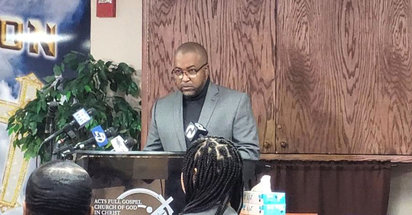 At a press conference held in the Madeline Senegal Fellowship Meeting Room on Sunday at Acts Full Gospel Church of God in Christ in East Oakland, Chief of Police LeRonne Armstrong with community and NAACP support address the media. Photo by Carla Thomas.