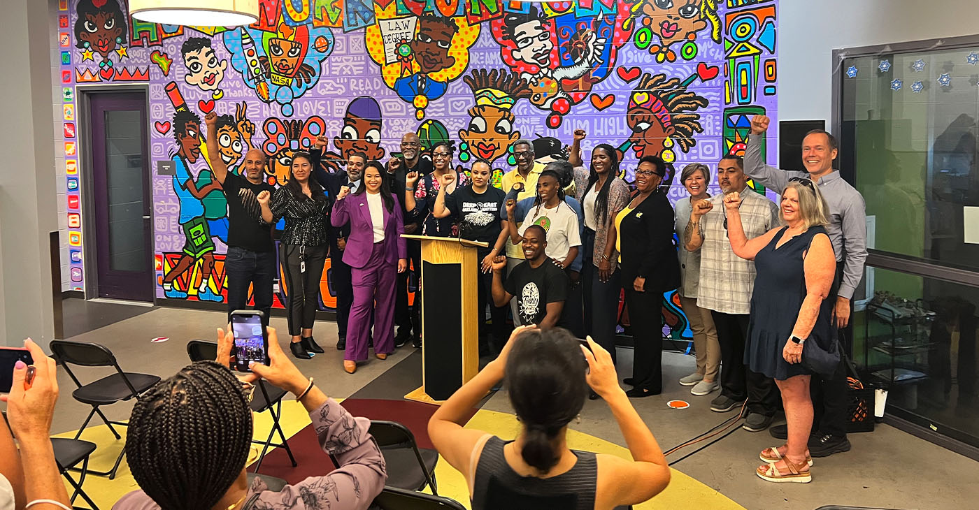 Rise East is a joint effort between the 40x40 Council and Oakland Thrives, which is a network composed of resident leaders, major employers, and representatives of large public agencies, including the City of Oakland and Oakland Unified School District.