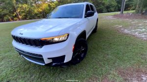 2023 Jeep Grand Cherokee L Altitude 4×4 Review: Urban Elegance Meets Rugged Jeep Performance
