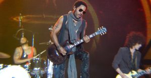 Lenny Kravitz Sets the Record Straight on Black Awards Controversy