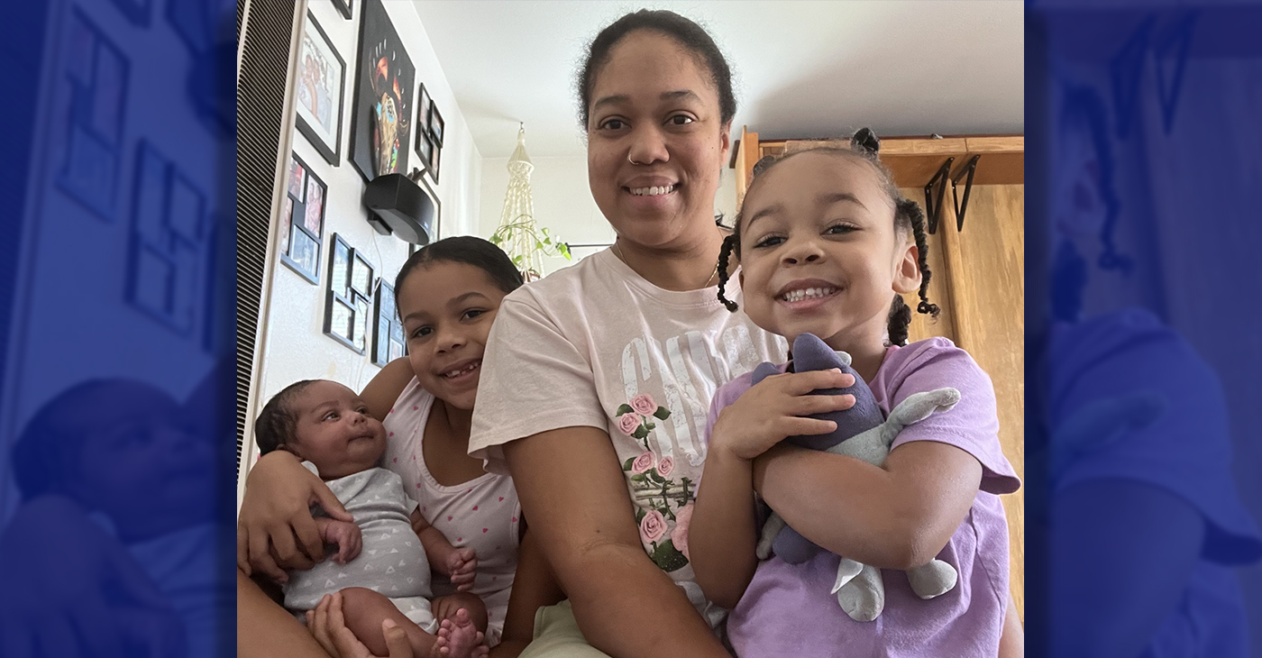 Gnae Dismuske and her children.