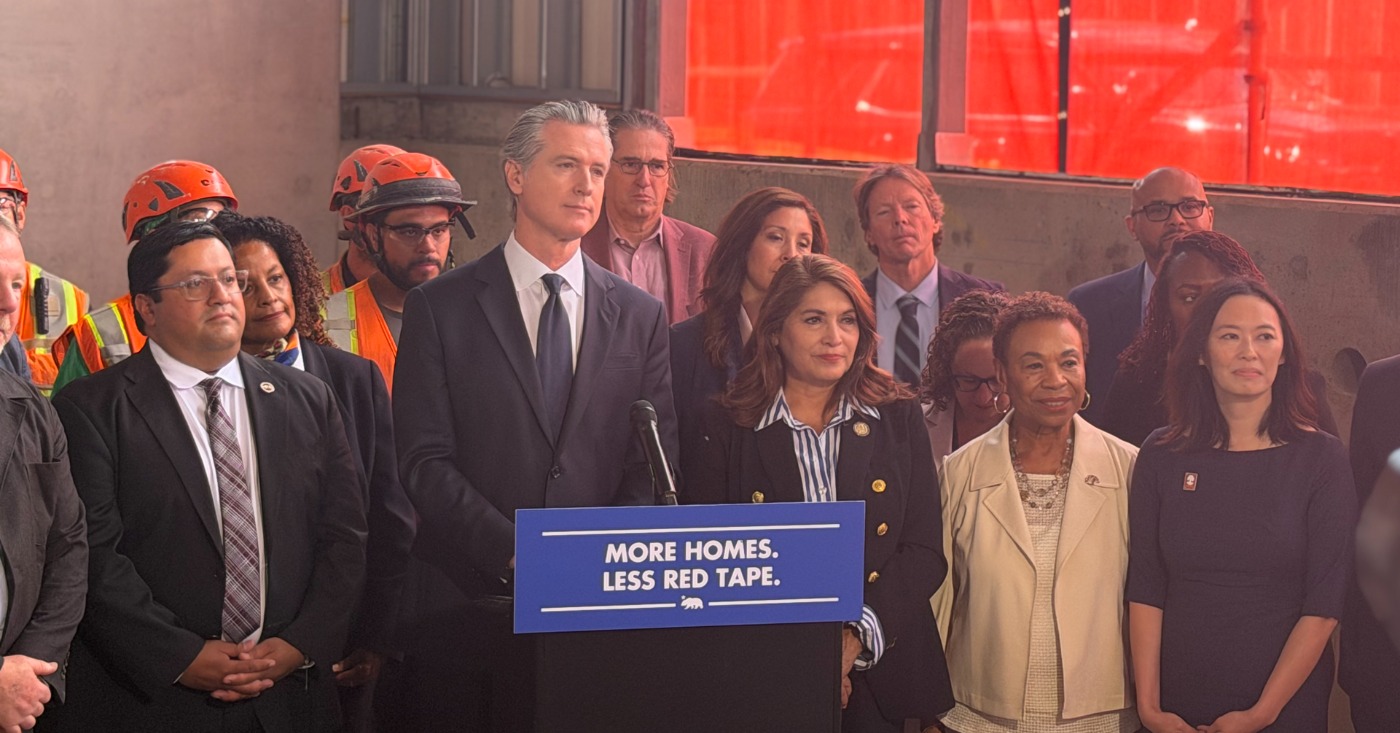 From left to right: Jesse Arreguín, Gov. Gavin Newsom, Sharon Quirk Silva, Oakland Mayor Barbara Lee, and Janelle Chan. Photo courtesy Sarah Henry.