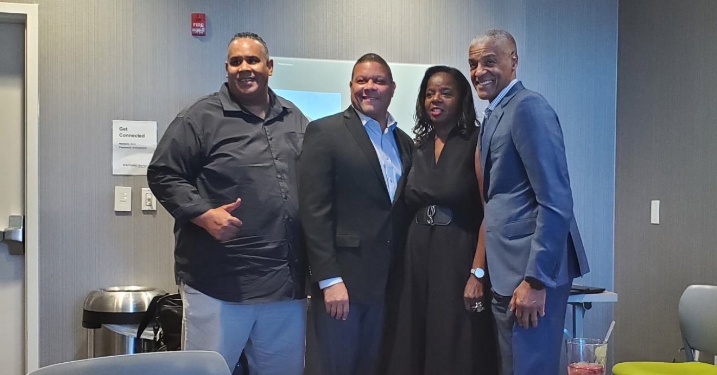 At SpringHill Suites by Marriott Oakland Airport, AASEG President Ray Bobbitt with Loop Capital Vice President Al Dinwiddie, OAACC President Cathy Adams, and Loop Capital President James “Jim” Reynolds, Jr. Photo by Carla Thomas.